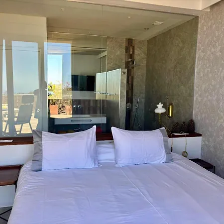 Private & Terrace, Pool Apartament *