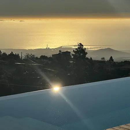 Private & Terrace, Pool غراناديا دي أبونا