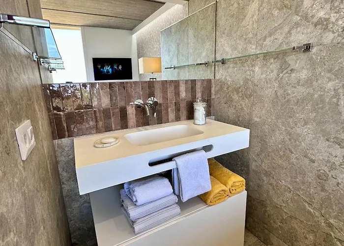 Private & Terrace, Pool Apartment Granadilla De Abona